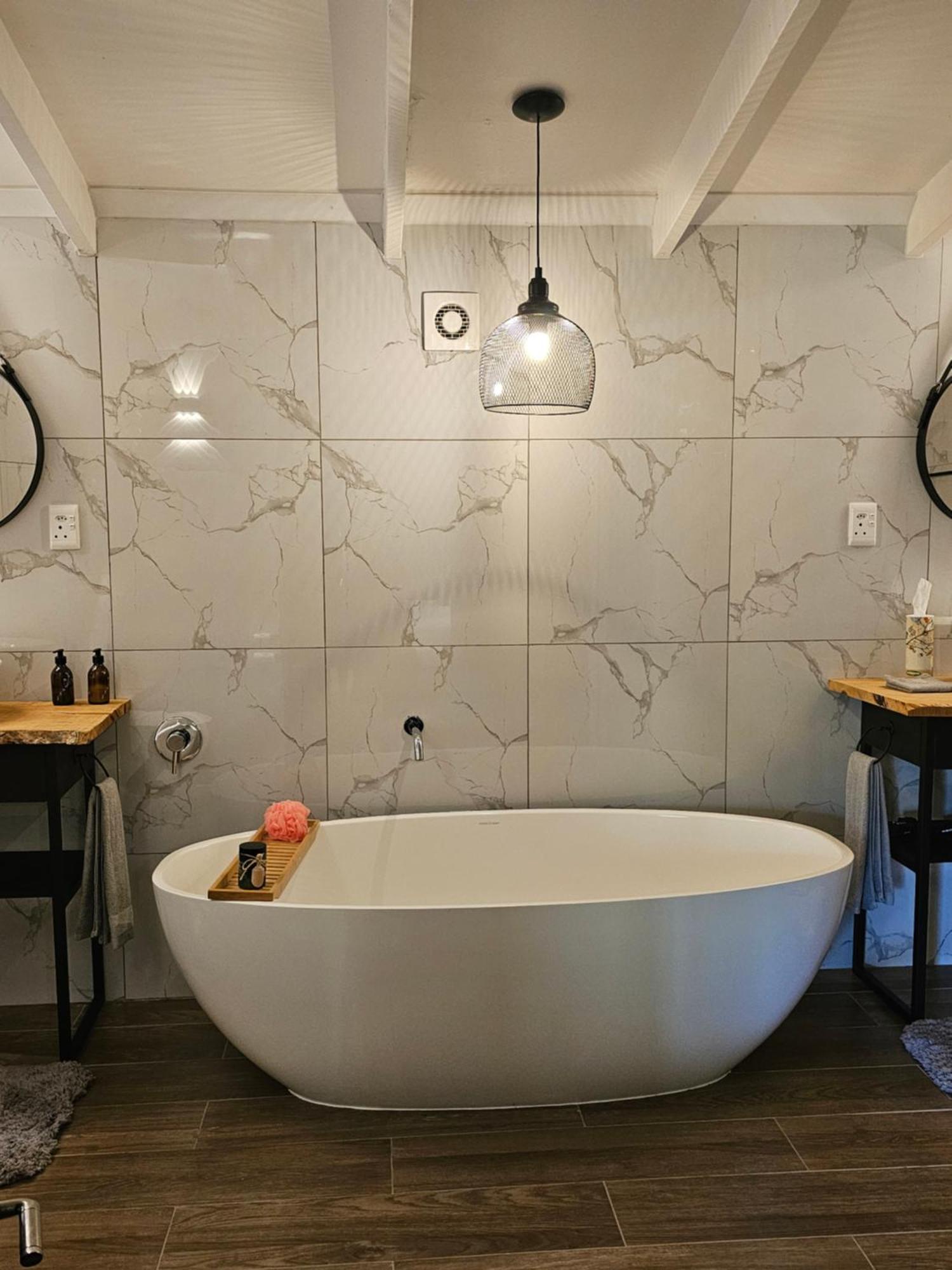 Die Heerenhuys Guest Suites 斯泰伦博斯 外观 照片
